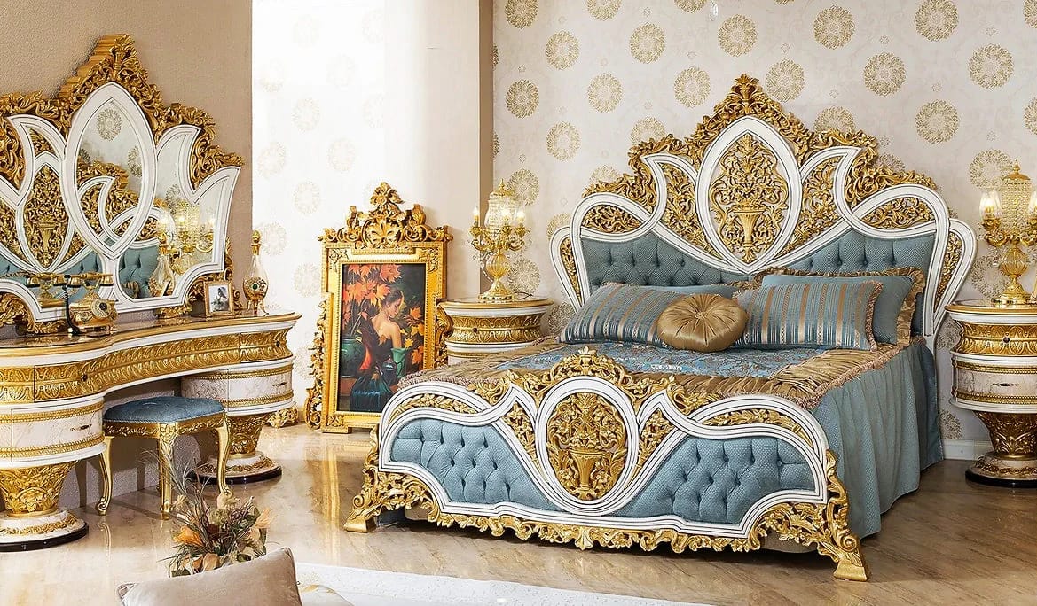Golden Luxury Furniture Luxury European Style Hand Carving Bedroom Bed - Image 4