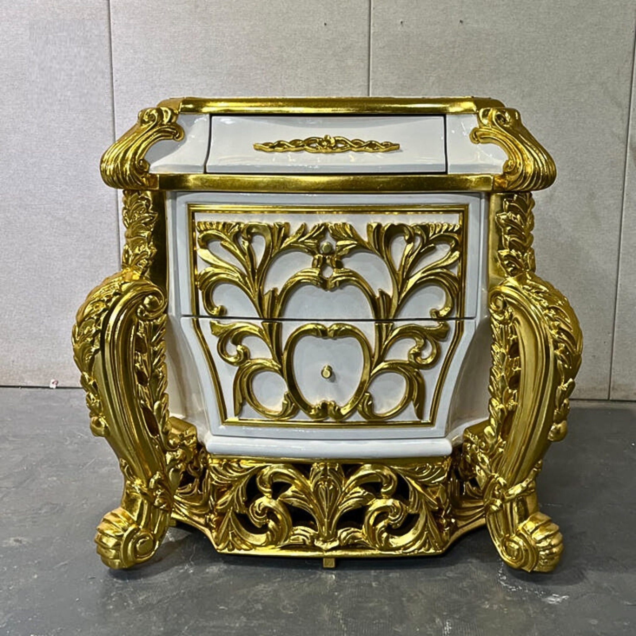 Luxury Golden Furniture European Wooden Round Bed Design with Price - Image 4