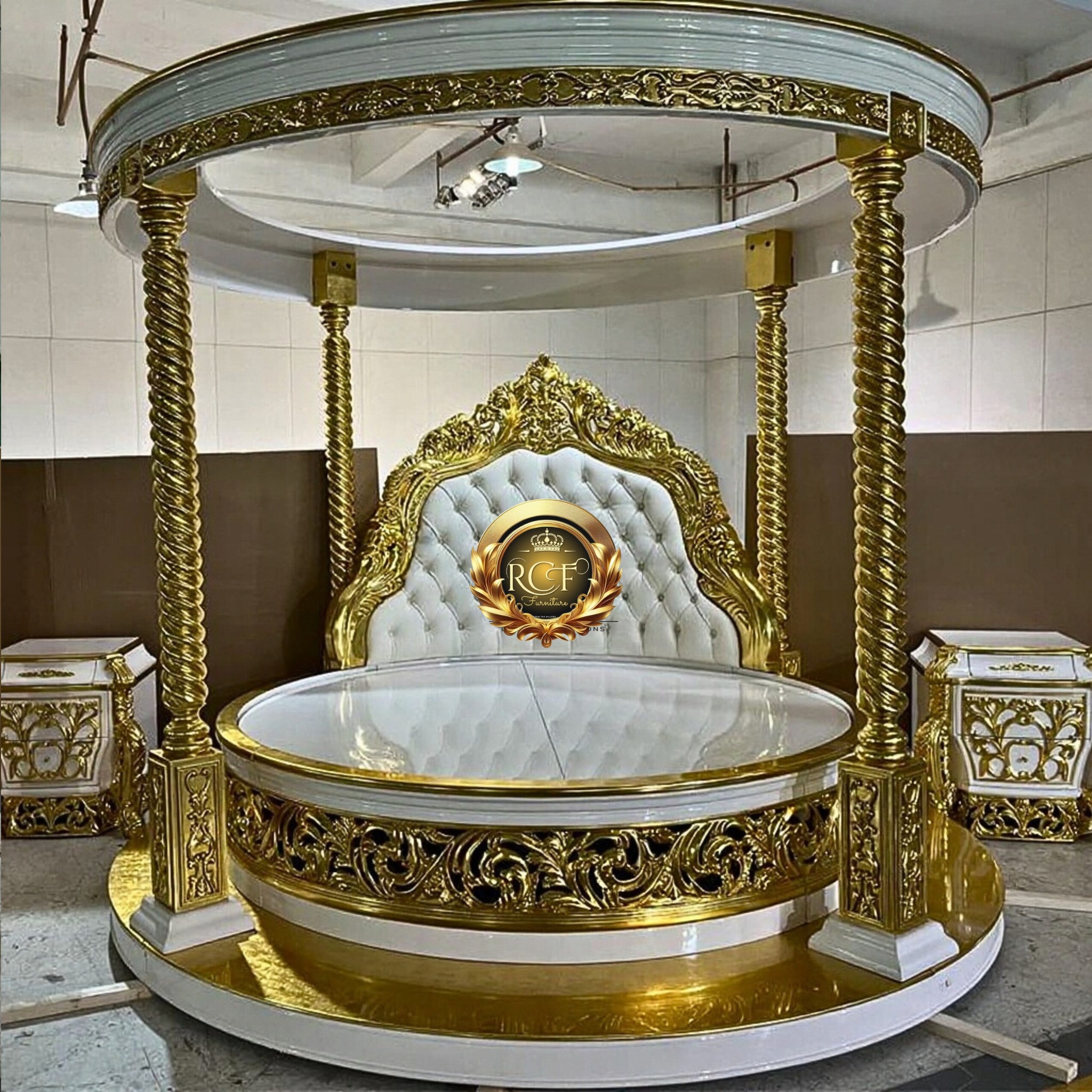 Luxury Golden Furniture European Wooden Round Bed Design with Price - Image 6