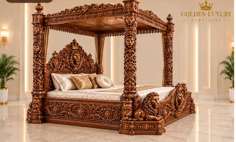 Wooden poster bed - Image 4